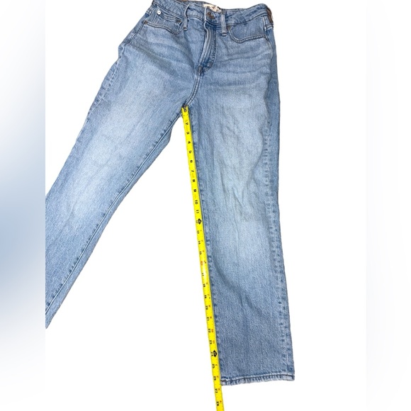 Madewell The Curvy Perfect Vintage Jean In A Light Blue Wash Women’s Size 26 - Picture 7 of 10